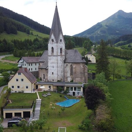 Pool, Pokale, Sauna, Billard, Kirche U. Viel Natur Vordernberg Екстериор снимка